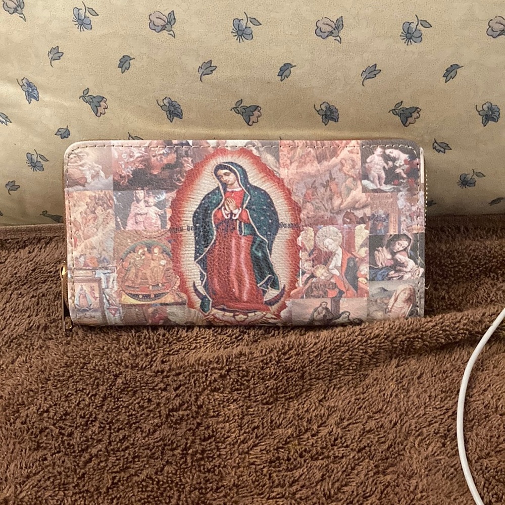 Virgen De Guadalupe Wallet